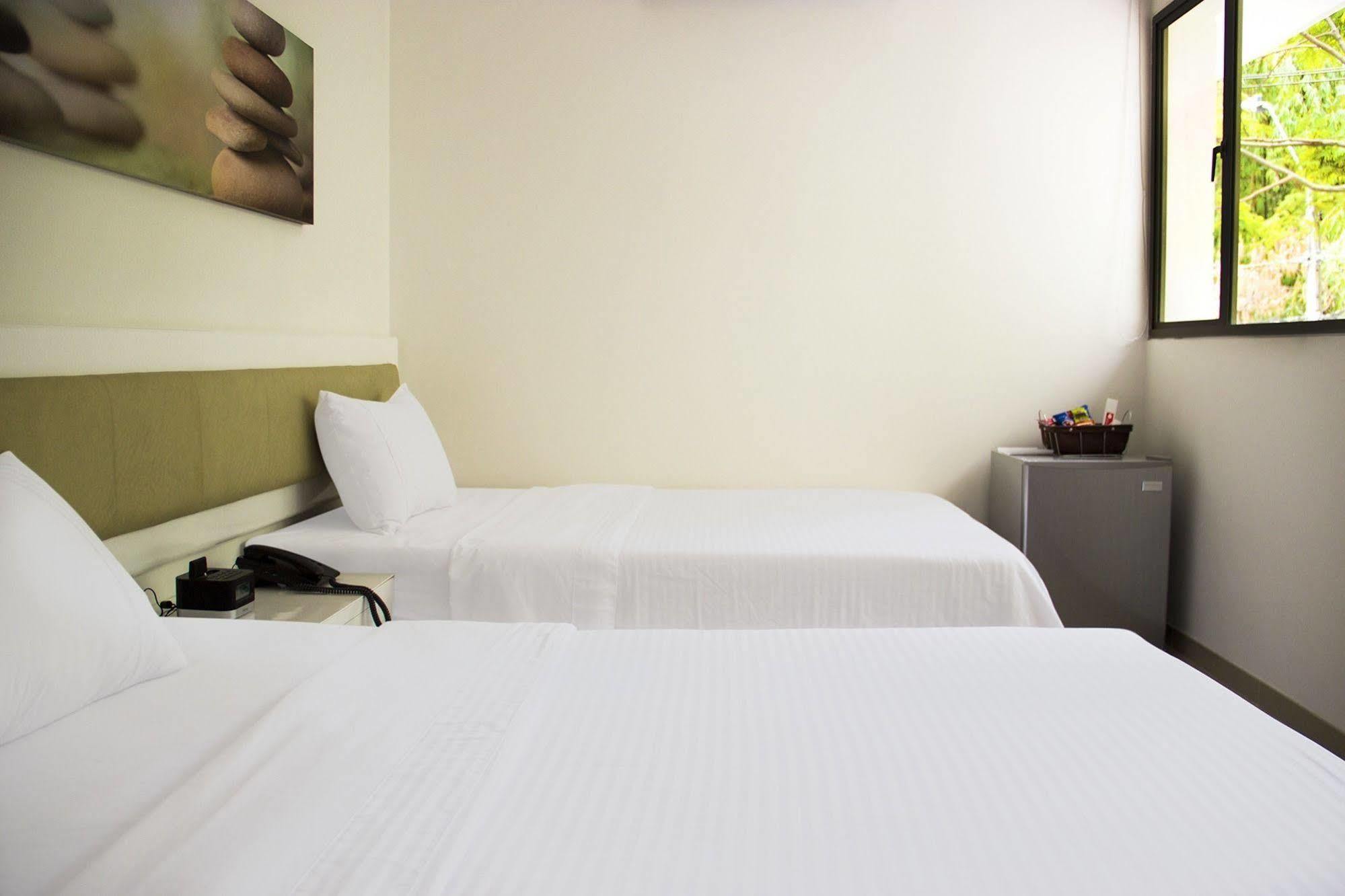 Hotel Zona A メデジン エクステリア 写真